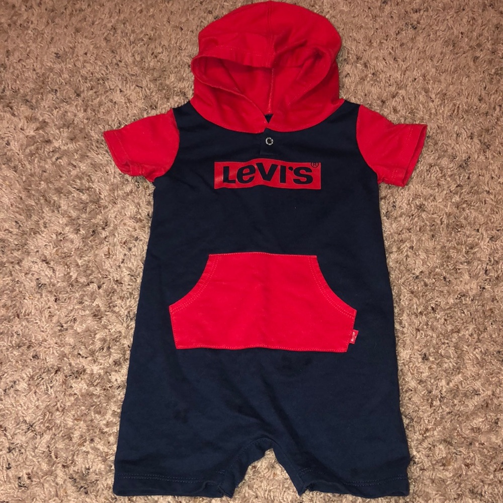 NWOT Kids Levi’s Onsie